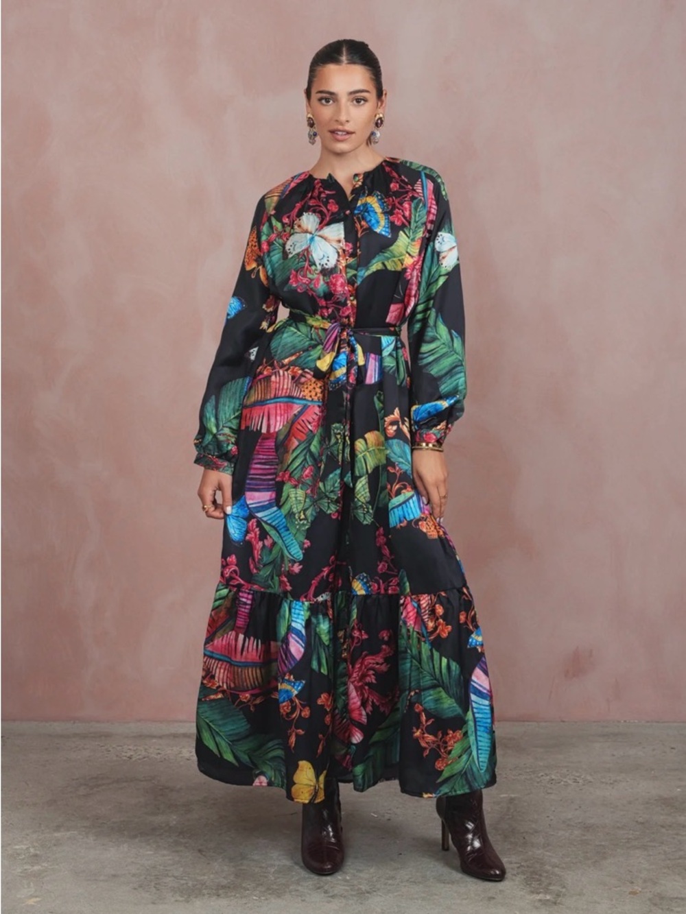 Udel NY Tropical Print Long Sleeve Maxi Dress - Black Multi color. Medium